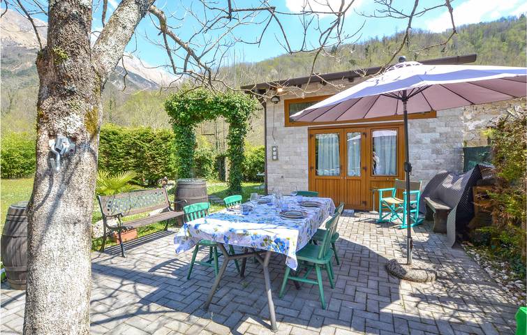 Gîte pour 4 personnes, avec vue et jardin, animaux acceptés à Taipana