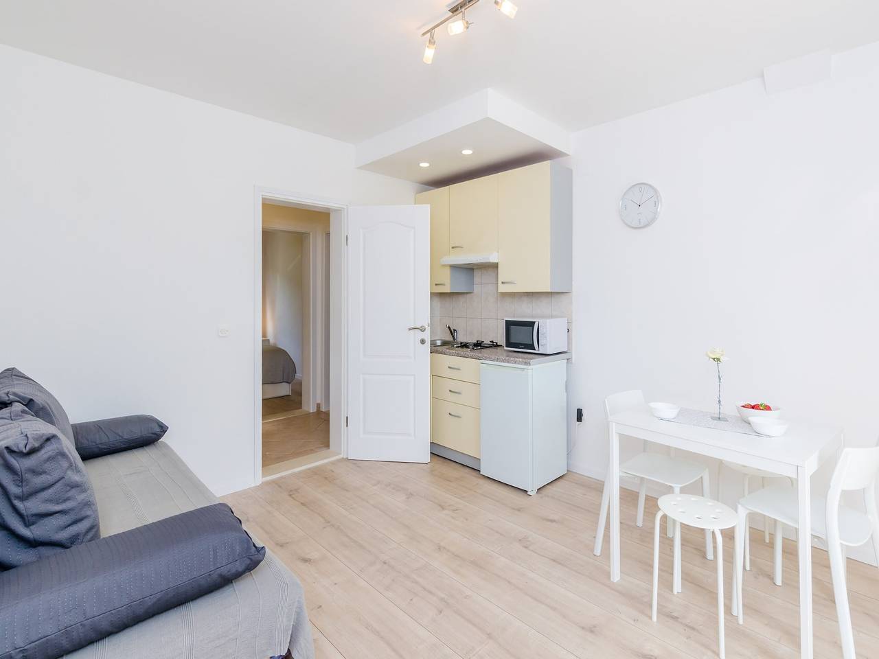 Cijeli apartman, Apartment with 1 room and terrace in Mlini, Dubrovačko-neretvanska županija