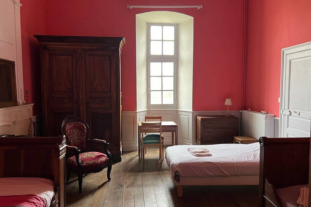 Demeure de charme pour 22 personnes in Montbron, Charente