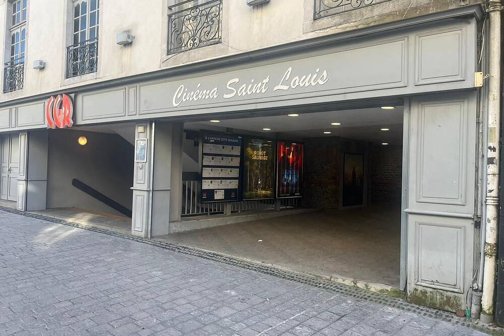 Entire apartment, Entire apartment with all privacy 5 minutes walk from Pau train station and in Pau, Béarn