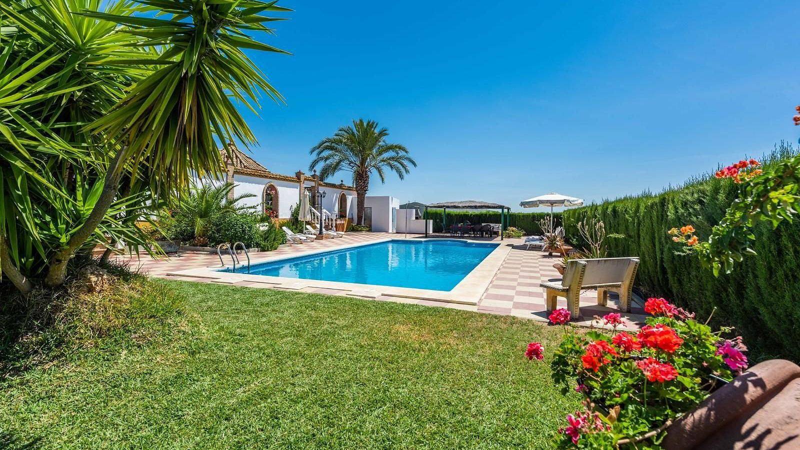 Chalet para 12 Personas en Lora del Río, Provincia de Sevilla