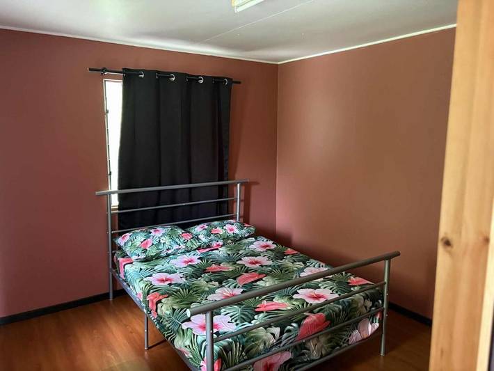 Location de vacances pour 4 personnes, avec vue ainsi que terrasse et jardin dans Fare - 3