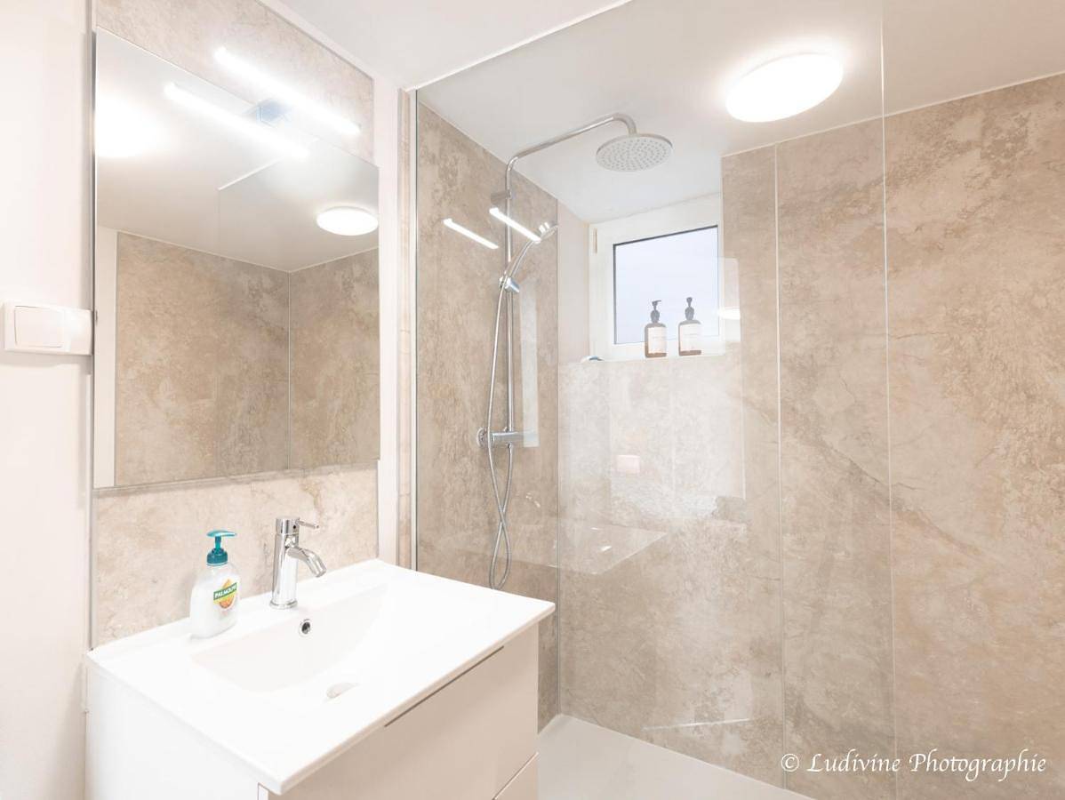 Appartement entier, One-Bedroom Apartment in Sierck-les-Bains, Moselle