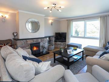 Cottage for 11 People in Trearddur Bay, Isle of Anglesey, Photo 4