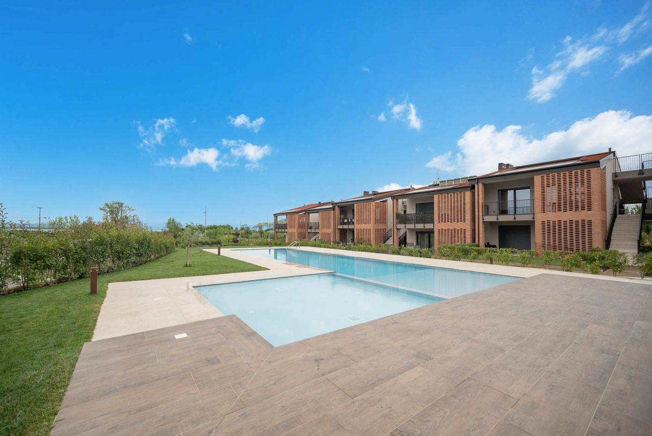 Appartement entier, Apartmentsgarda - Cuore del Garda 9 in Peschiera del Garda, Montagnes autour du lac de Garde