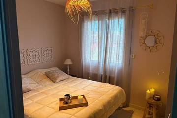 Maison De Vacances pour 6 Personnes dans Pont-Saint-Esprit, Région de Nîmes, Photo 1