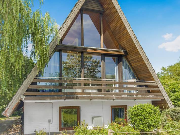 Ferienhaus für 6 Personen, mit Balkon und Terrasse sowie Garten und Sauna in Brodten
