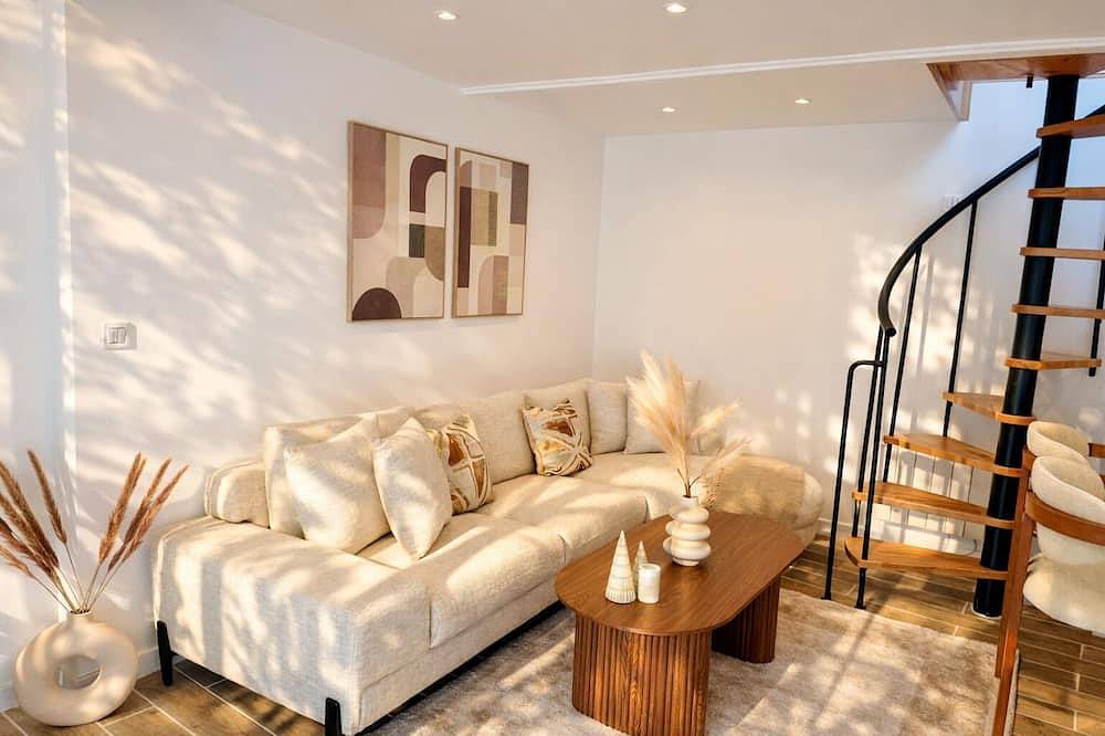 Cosy home neuve & jardin privatif •Proche Paris • Parking gratuit in Franconville, Val-d'Oise