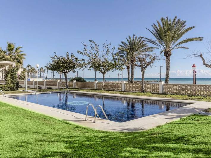 Apartamento de vacaciones para 4 personas, con piscina y jardín - 1