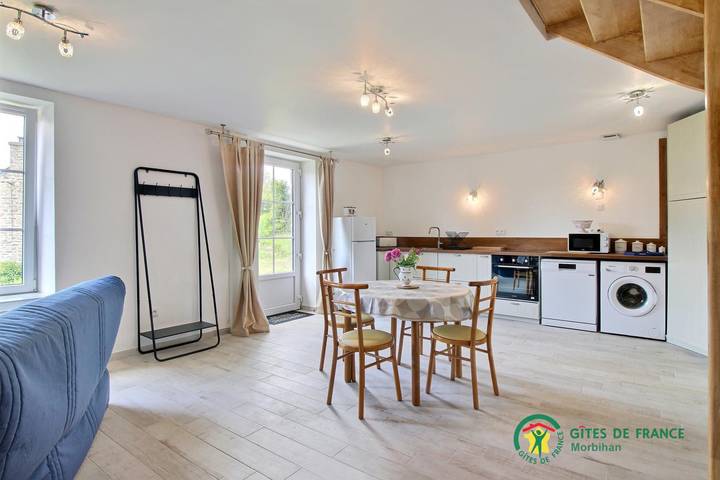 Gîte pour 3 personnes, avec terrasse et jardin, animaux acceptés - 1