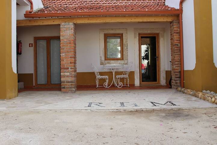 Gîte pour 5 personnes, avec terrasse