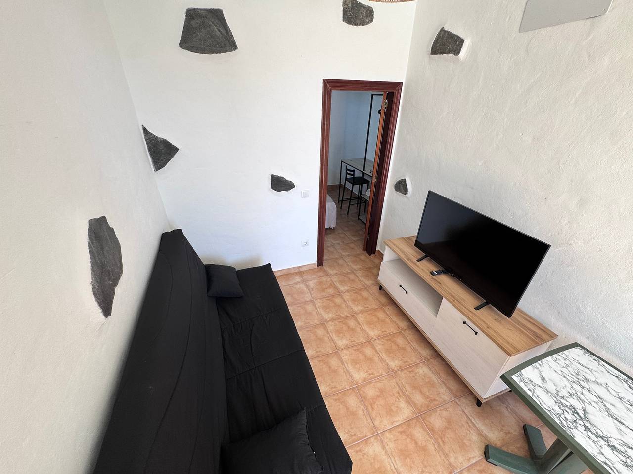 Apartamento entero, Casa 4: Casa de Vacaciones con Vistas a la Montaña, Wi-Fi y Aire Acondicionado in El Morisco, San Bartolomé de Tirajana