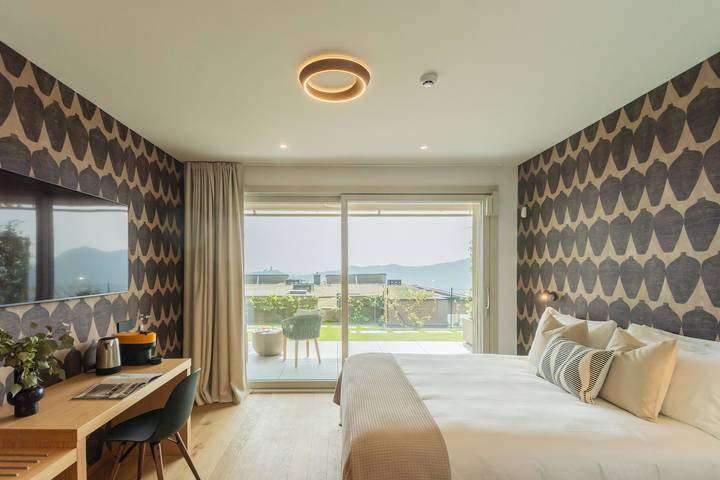 BnB für 2 Personen, mit Terrasse und Garten sowie Pool und Ausblick in Como