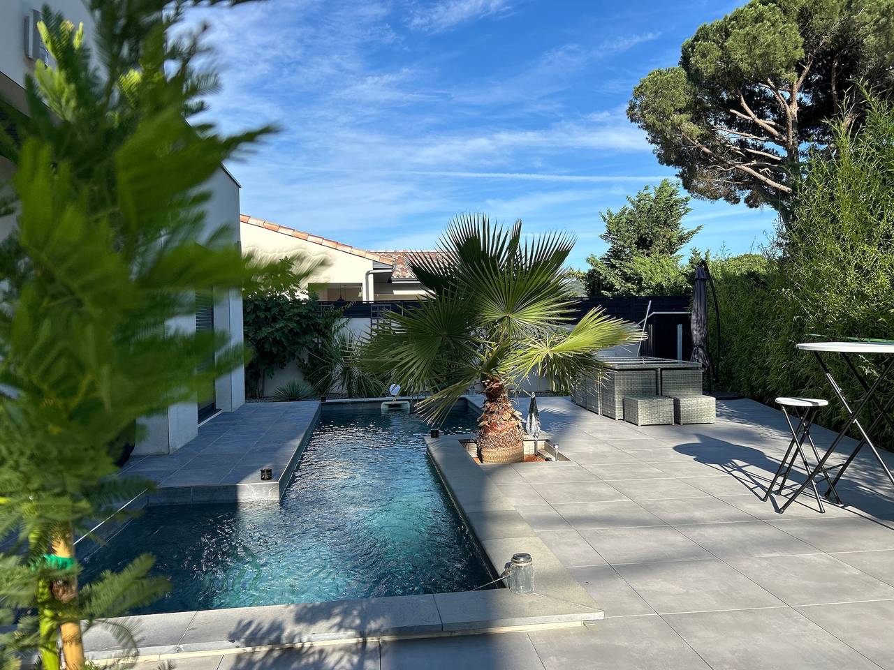 Villa « Harmonie » avec piscine privée, Wi-Fi et climatisation in Bagnols-sur-Cèze, Région de Nîmes