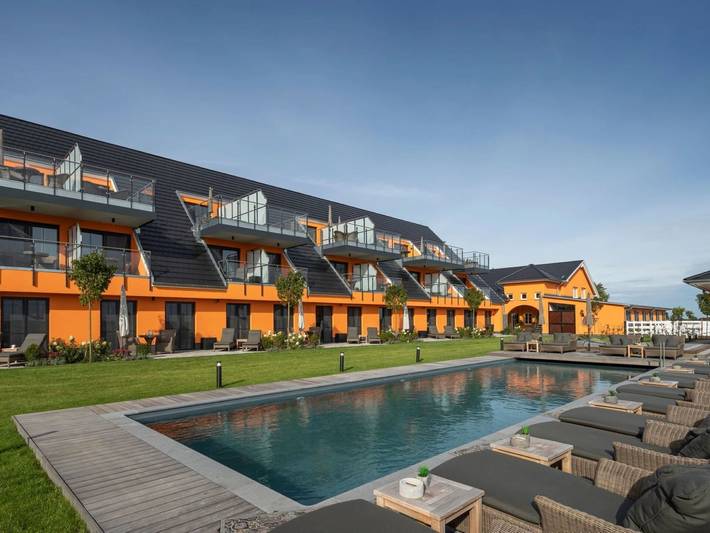 Ferienwohnung für 3 Personen, mit Pool und Garten in Rambin - 2