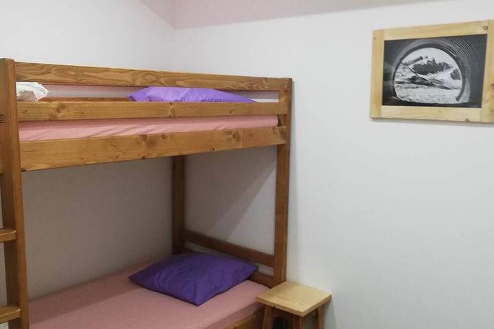 Entire apartment, Gîtes 0+1- 16P- 8 rooms cosy- Sauna- Mountain View in Valmeinier, Saint-Jean-de-Maurienne region