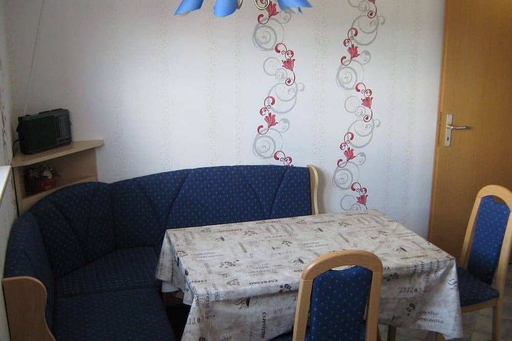 Ganze Wohnung, Ferienwohnung Korbach für 1 - 5 Personen mit 3 Schlafzimmern - Ferienwohnung in Korbach, Waldecker Land