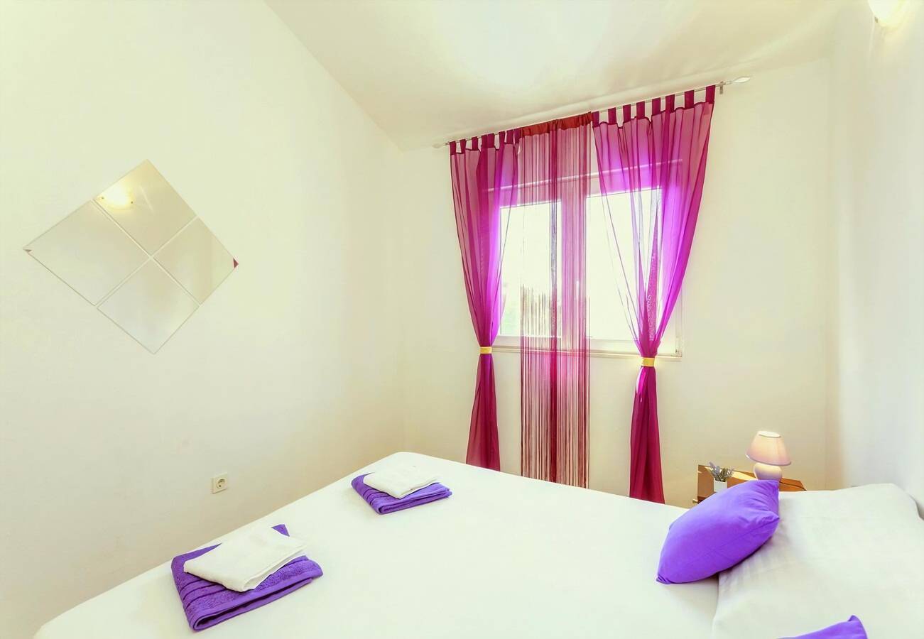 House Ned in Makarska, Makarska Riviera