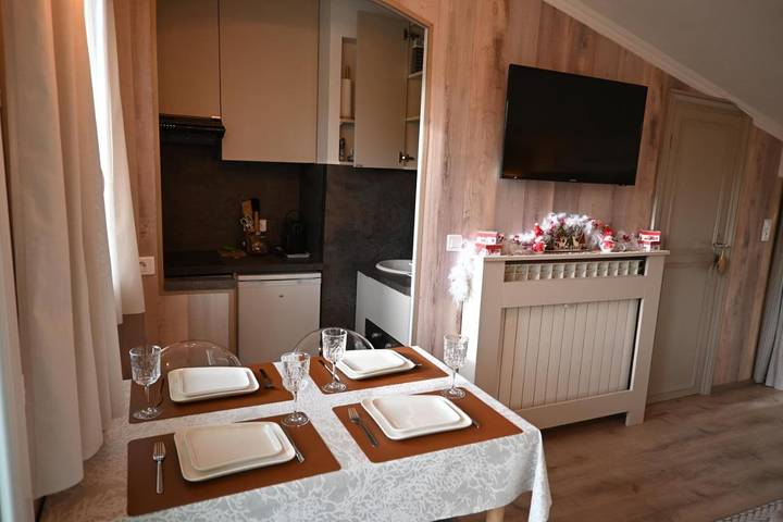 Gîte pour 4 personnes, avec terrasse et vue dans Office De Tourisme De Valberg - 4