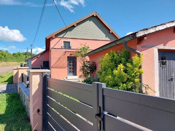Gîte pour 5 personnes, avec terrasse et jardin dans Haute-Saône - 2