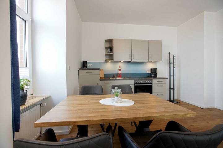 Ganze Wohnung, Ferienwohnung mit Leuchtturmblick im Haus Derk Juist auf Borkum in Borkum
