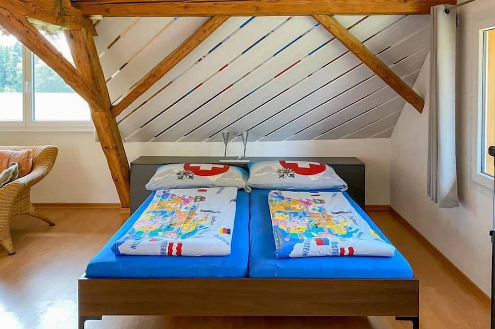 Ganze Wohnung, Arn's Dachstudio in Wangenried, Kanton Bern