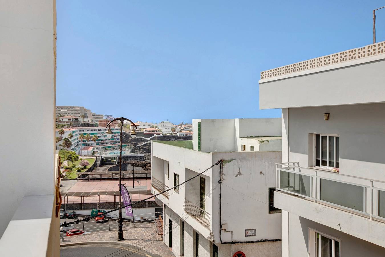 Apartamento entero, Apartamento "La Sirena ll" cerca de la playa con terraza y Wi-Fi in Puerto Santiago, Santiago del Teide