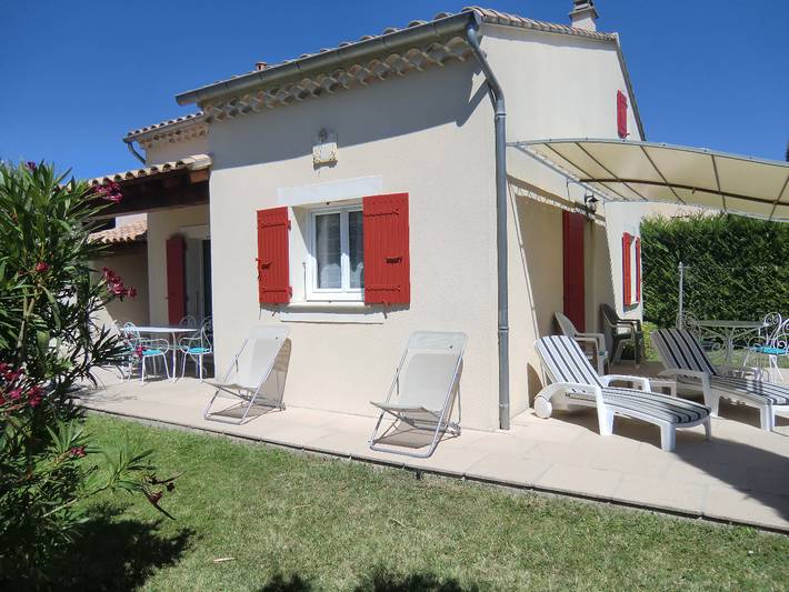 Gîte pour 5 personnes, avec piscine