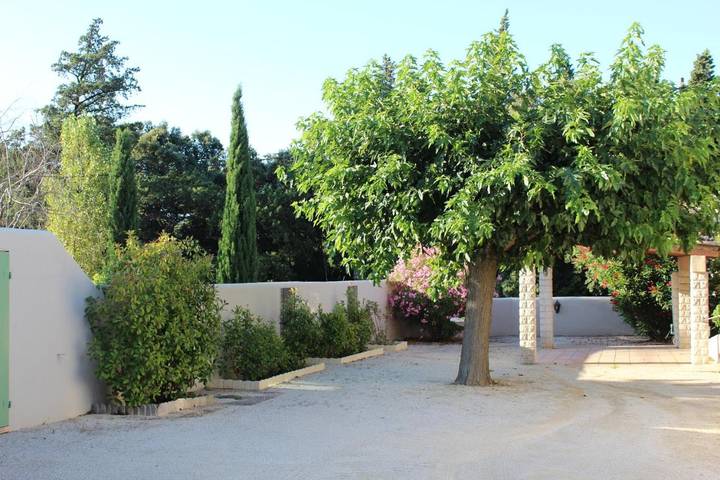 Location de vacances pour 4 personnes, avec terrasse à Aramon - 3