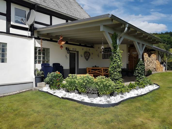 Geheel appartement, Ferienwohnung Lichte – Appartement met privéterras, gemeenschappelijke tuin en wifi in Medebach, Upland