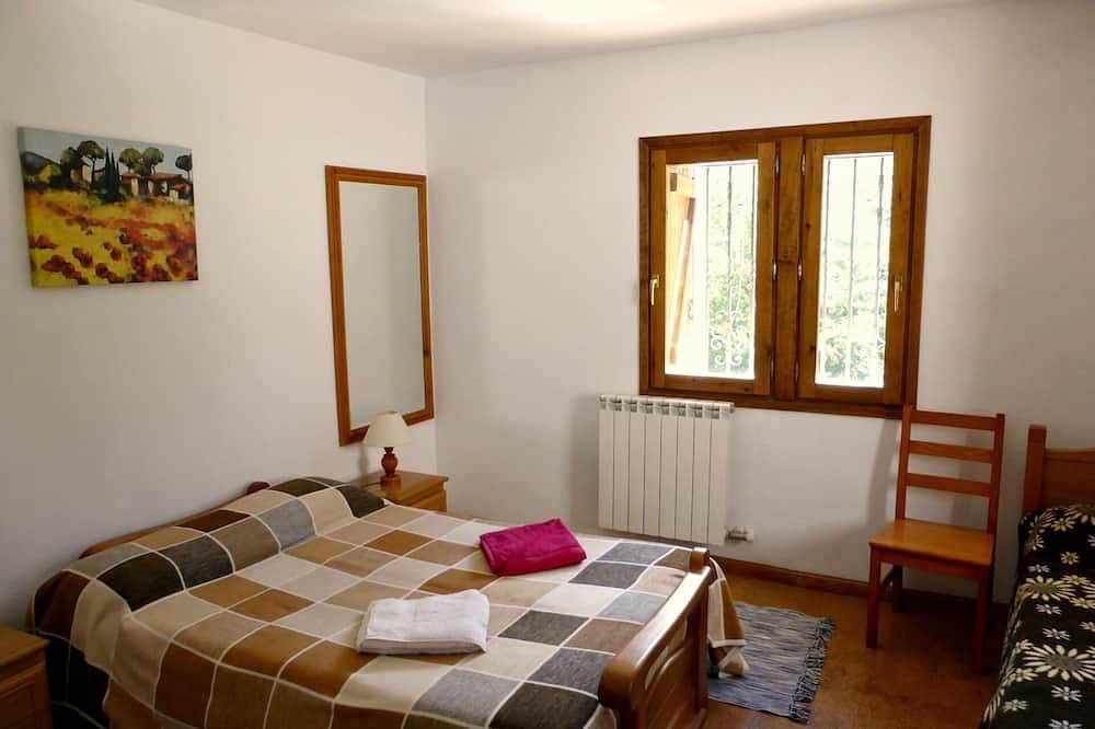 Maison confortable pour 4 personnes. Terrasse et cheminée in Ordesa valley, Torla