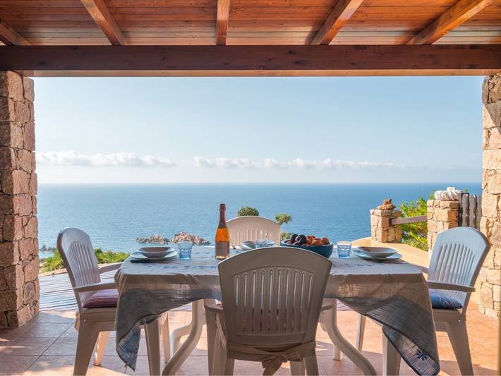 Ferienhaus für 4 Personen, mit Terrasse und Garten in Costa Paradiso - 3