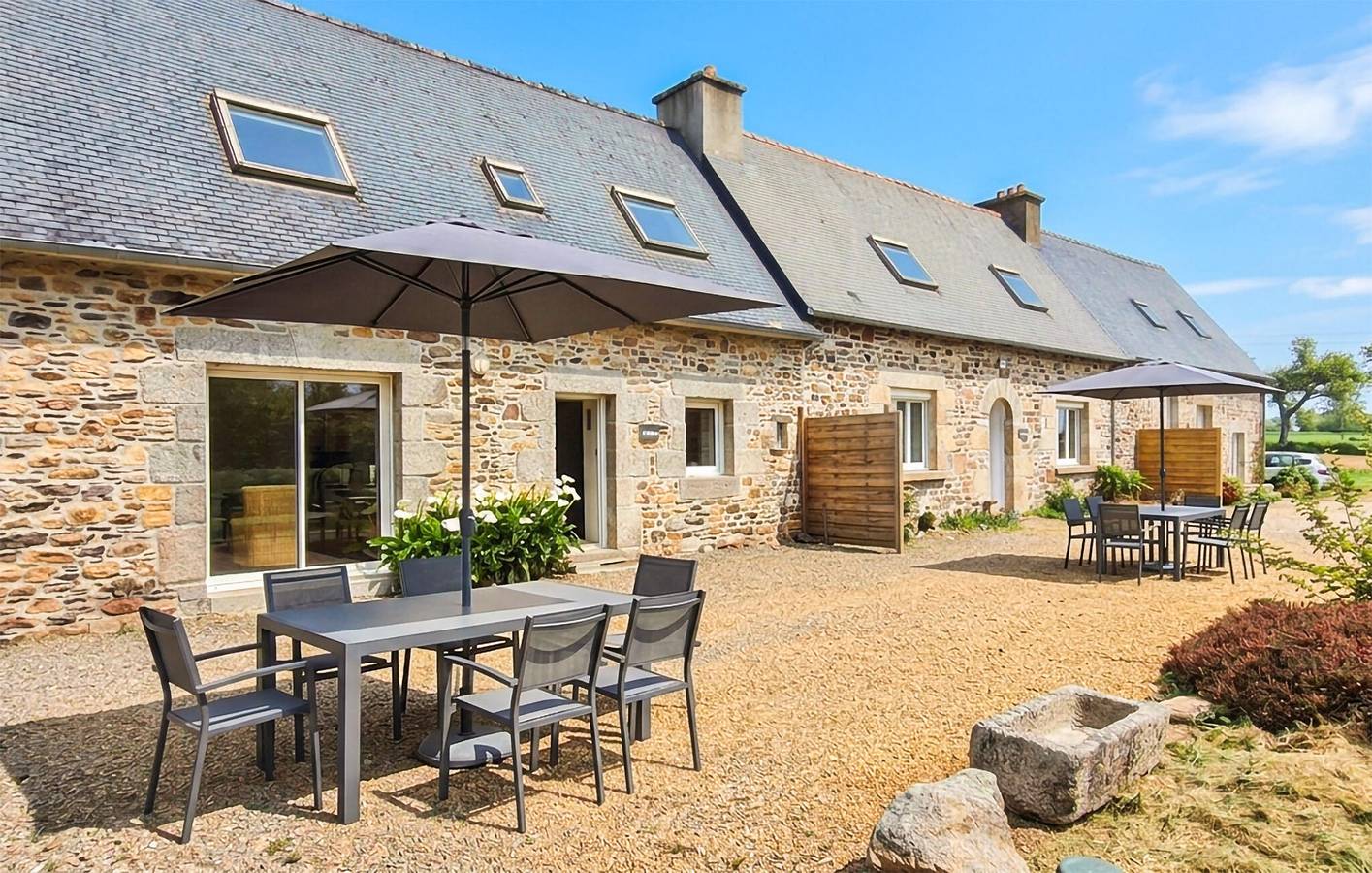 Appartement confortable avec jardin, parking et WiFi à 2,5 km de Kermaria-Sulard in Rospez, Région de Lannion
