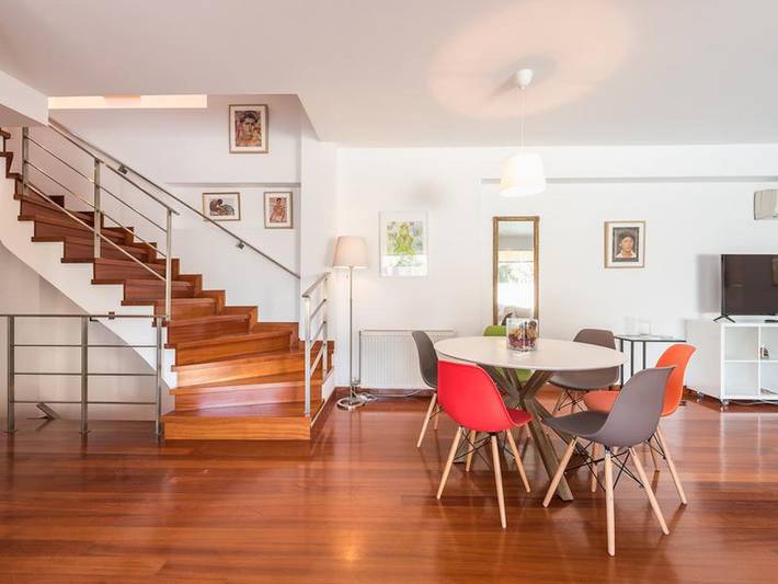 Location de vacances pour 9 personnes, avec vue et jardin à Athènes - 2