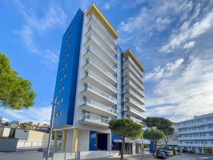 Ganze Ferienwohnung, Ferienwohnung mit Balkon und Klimaanlage in Ufficio 5, Lignano Sabbiadoro