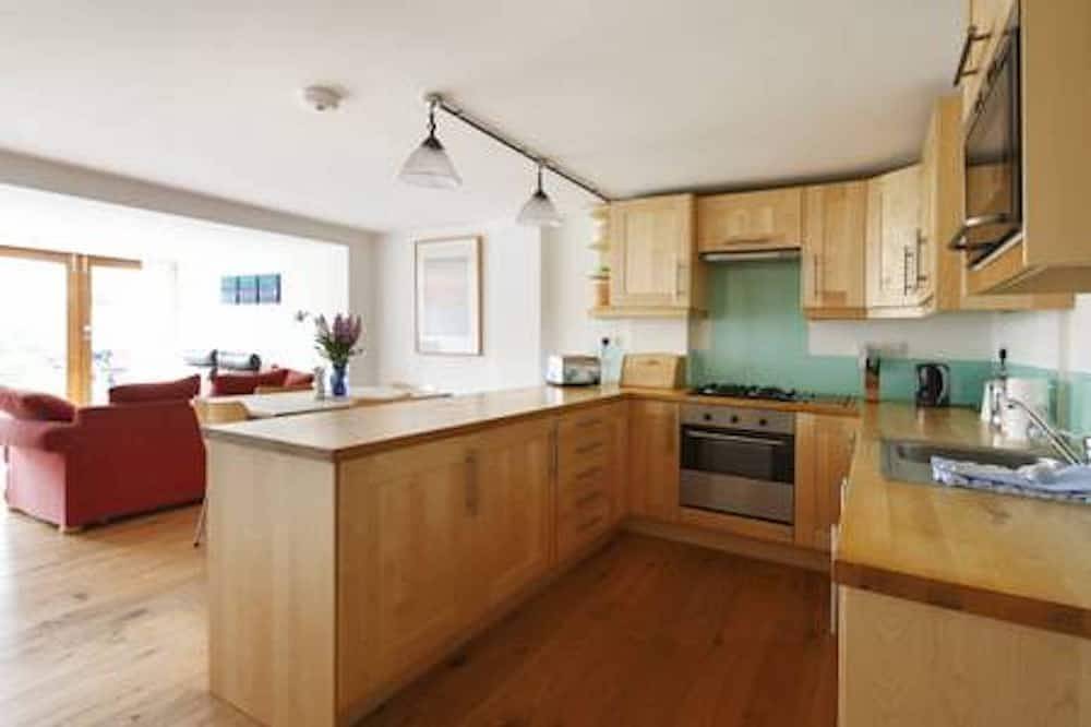 Appartamento intero, Bellissimo, lussuoso appartamento con due camere da letto, a breve distanza dal centro della città, in Brighton, Sussex