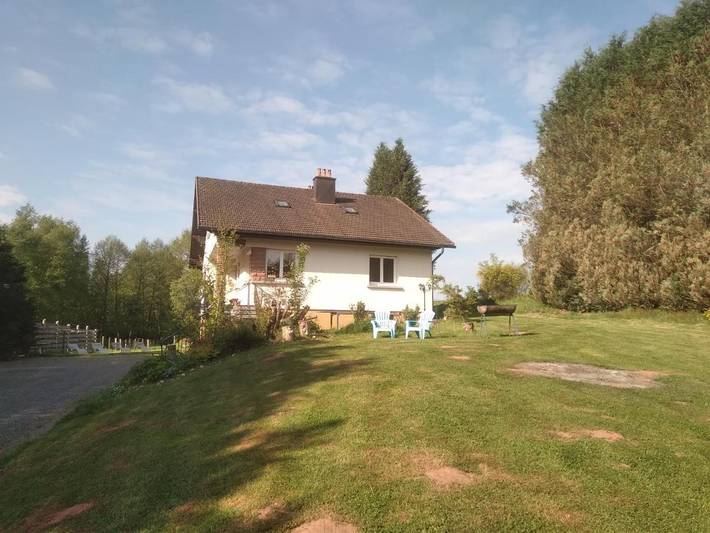 Location de vacances pour 35 personnes, avec vue et balcon à La Bourgonce