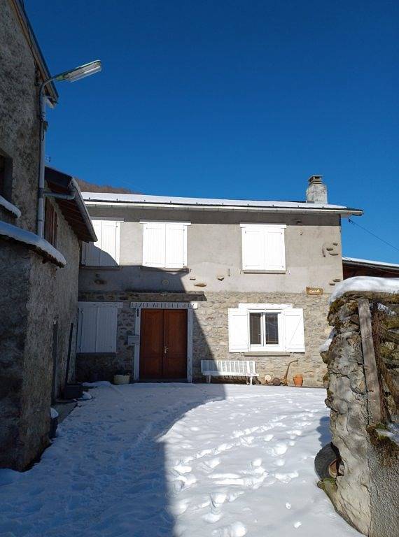 Gîte A – Vincent d'Indy in Miglos, Parc naturel régional des Pyrénées ariégeoises