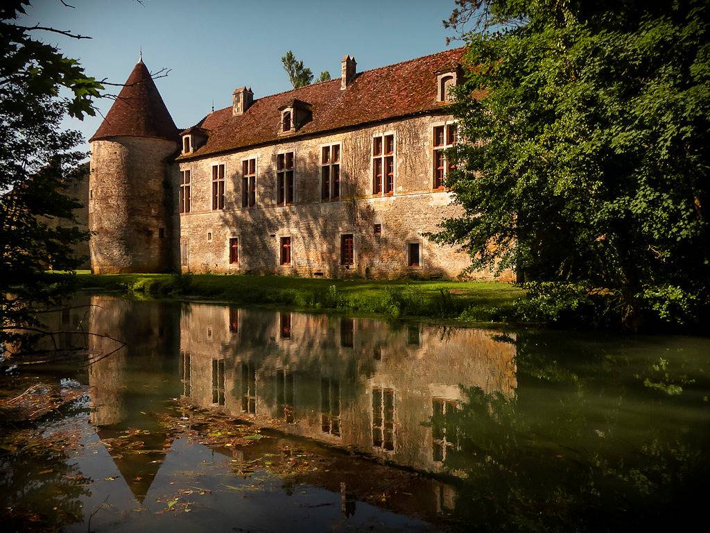 Commanderie de la Romagne - La Chambre du Baron in Saint-Maurice-sur-Vingeanne, Région de Dijon