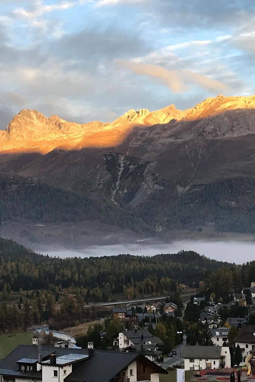 Ganze Wohnung, Chesa Viola Dachwohnung in Pontresina, Sankt Moritz