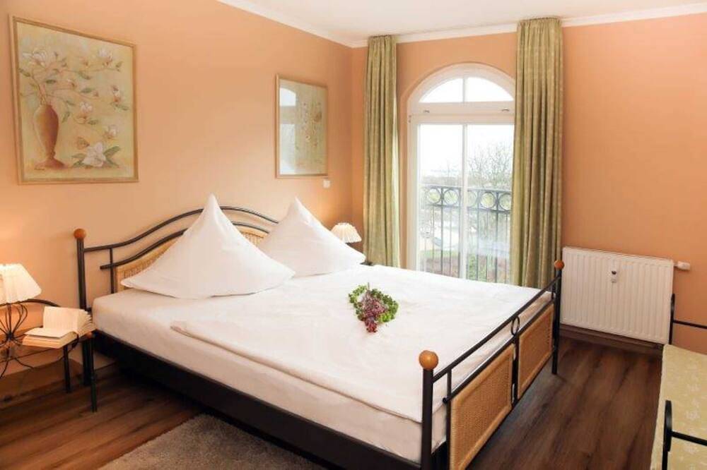 Ganze Wohnung, (21) 3- Raum- Appartement - Seeblick - Appartementhaus Atlantik in Ostseebad Kühlungsborn, Kühlungsborn