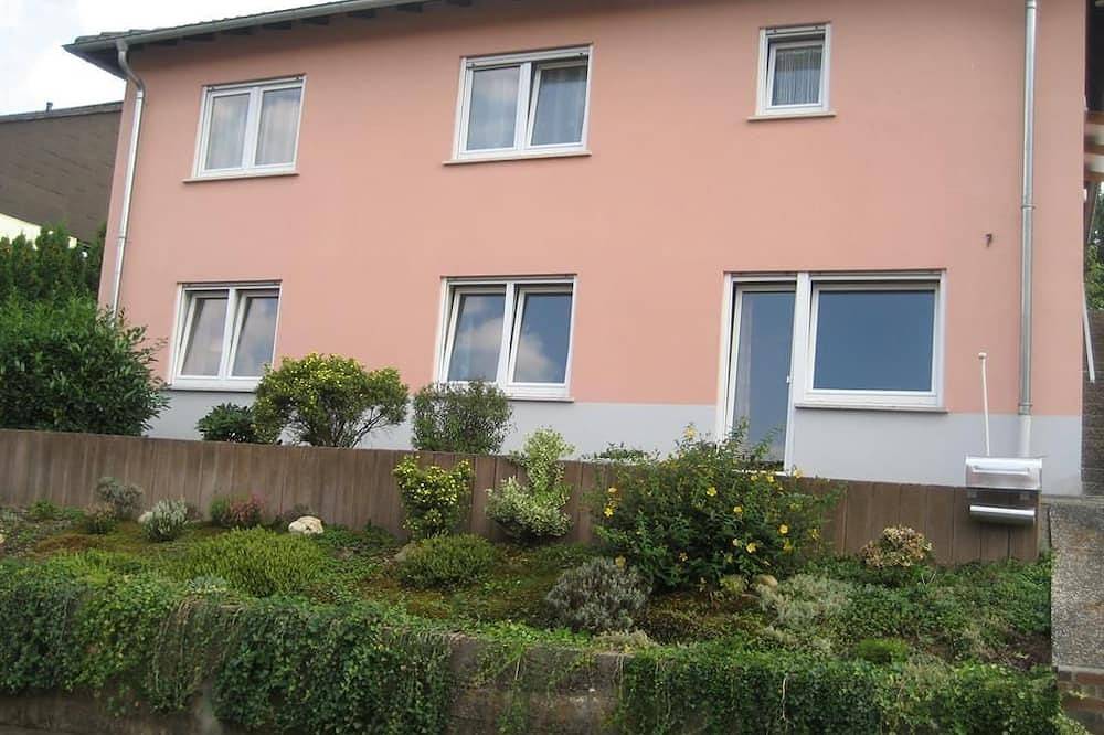 Ganze Wohnung, Haus Grobosch - 4-Bettwohnung in Otterberg, Pfälzer Bergland