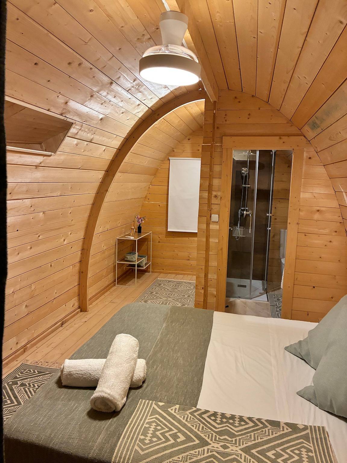 Cabaña Massdepiedra: knusse cabin met Wi-Fi en airconditioning in Sax, Alicante Binnenland