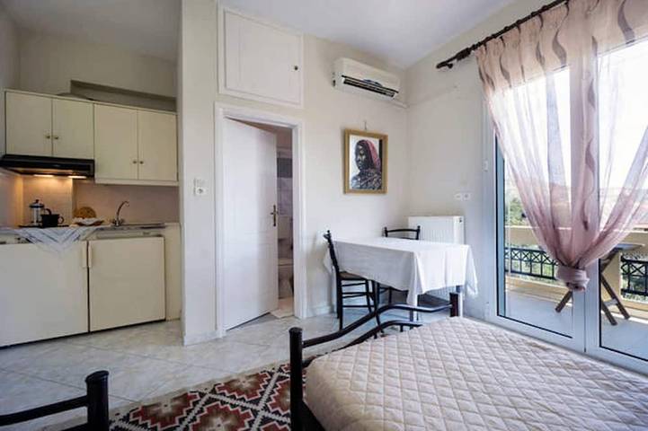 Entire apartment, Sea View Studio, Next To The Beach, Nature And Farm  Around, Near The Highway in Chania region