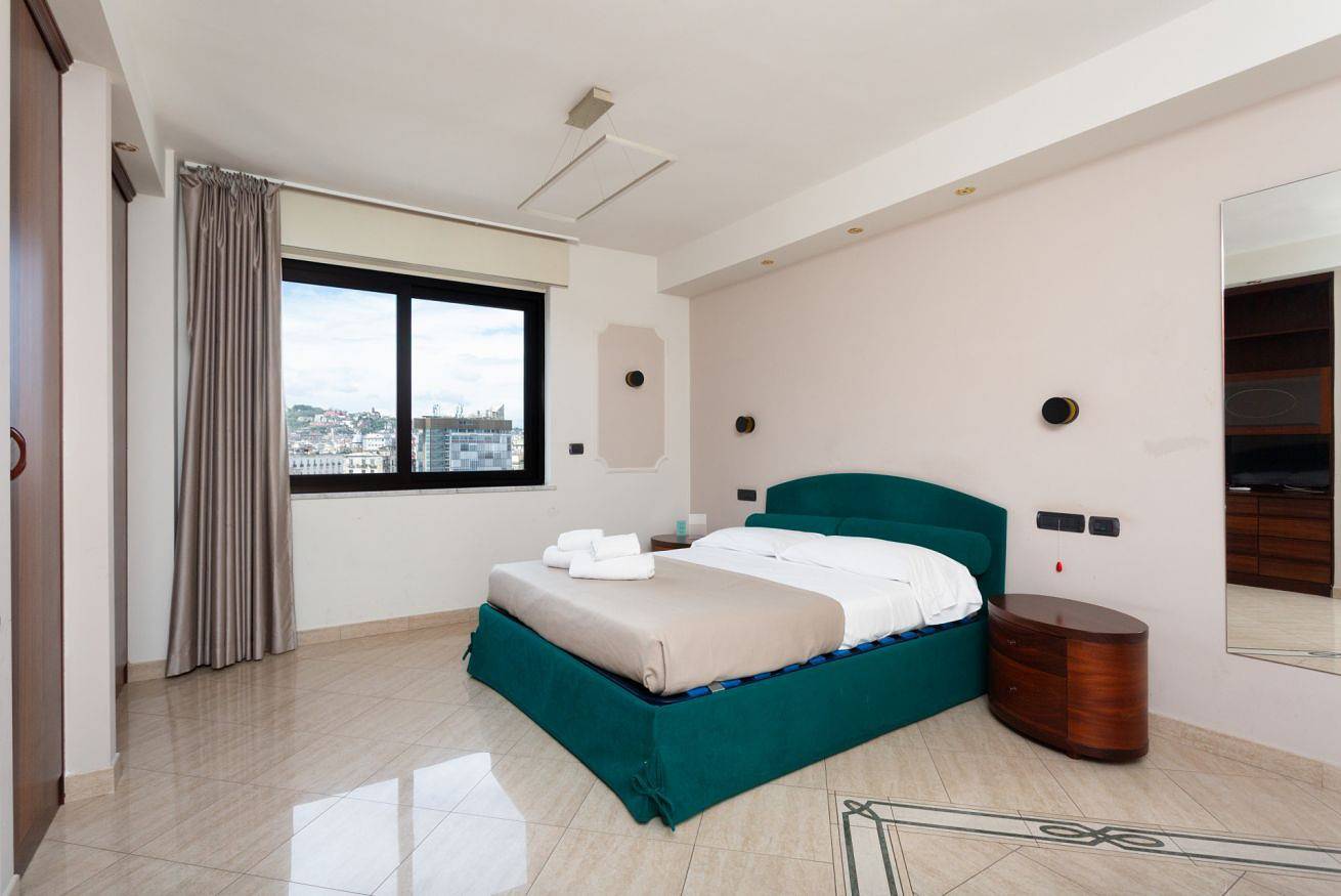 Appartamento intero, Triple G Rooftop 105 By Dimorra in Napoli, Napoli e dintorni