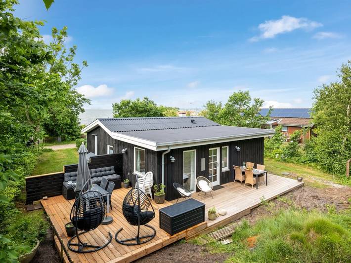 Ferienhaus für 4 Personen, mit Terrasse in Sjelborg