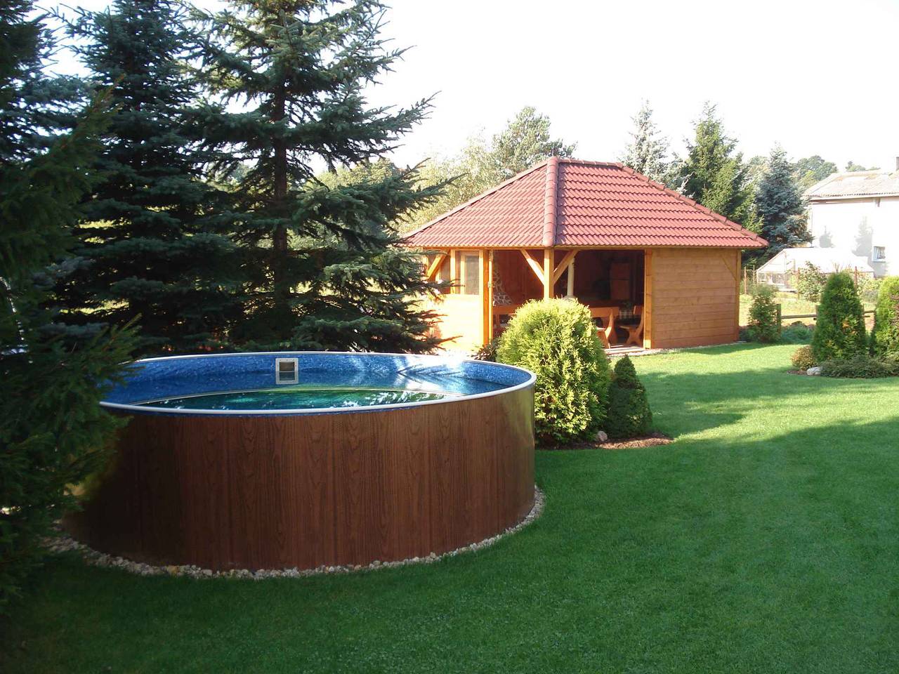 Ferienhaus mit Außenpool und Spielplatz  in Horní Olešnice, Region Trautenau