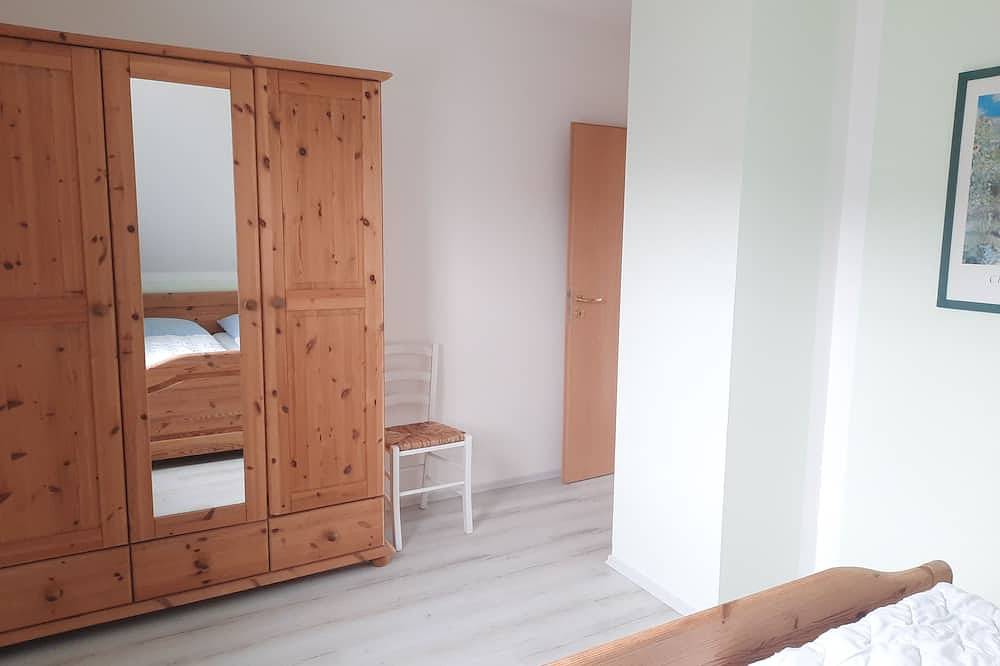 Ganze Wohnung, Fewo Og - Ferienhaus Wilhelmine Usedom- Ferienwohnungen mit Garten in Mölschow, Usedomer Norden