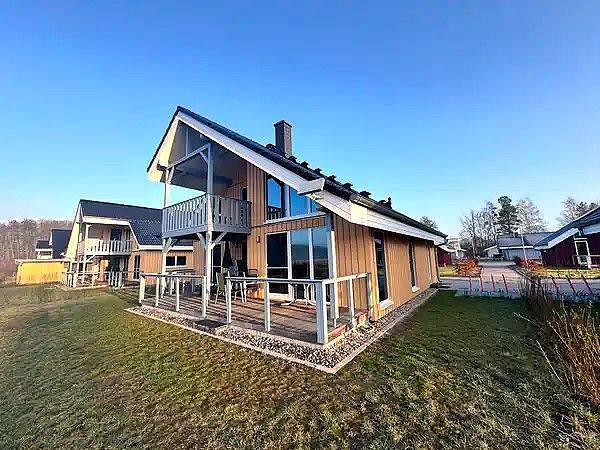 Schwan 308 - Modernes großzügiges Ferienhaus im skandinavischen Stil in Mirow, Mecklenburg-Strelitz
