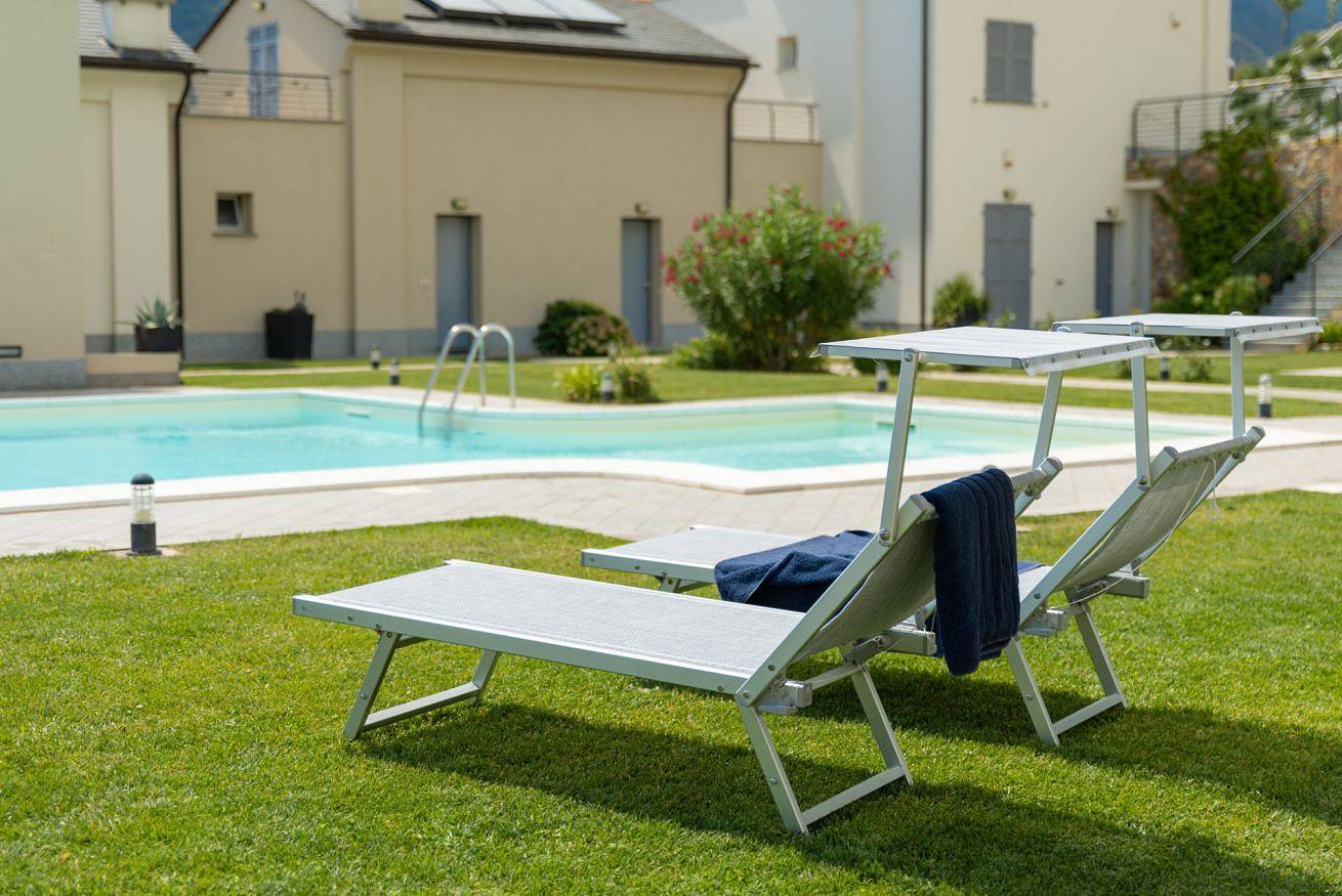 Ganze Wohnung, Perla Abernathy Ferienhaus am Meer mit Schwimmbad und privatem Garten in Toirano, Riviera di Ponente